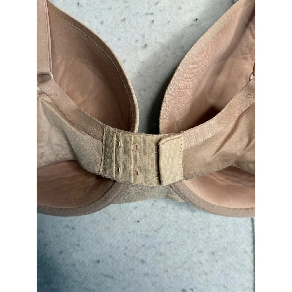 Victoria's Secret Body by Victoria Lined Perfect Coverage Bra Tan Nude 34DD
